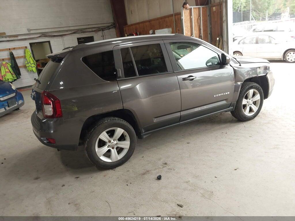 1C4NJDEB0GD757553 2016 JEEP COMPASS photo no. 4