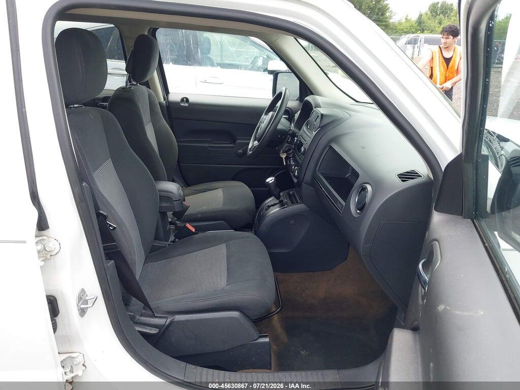 1C4NJPBA5GD716610 2016 JEEP PATRIOT photo no. 5