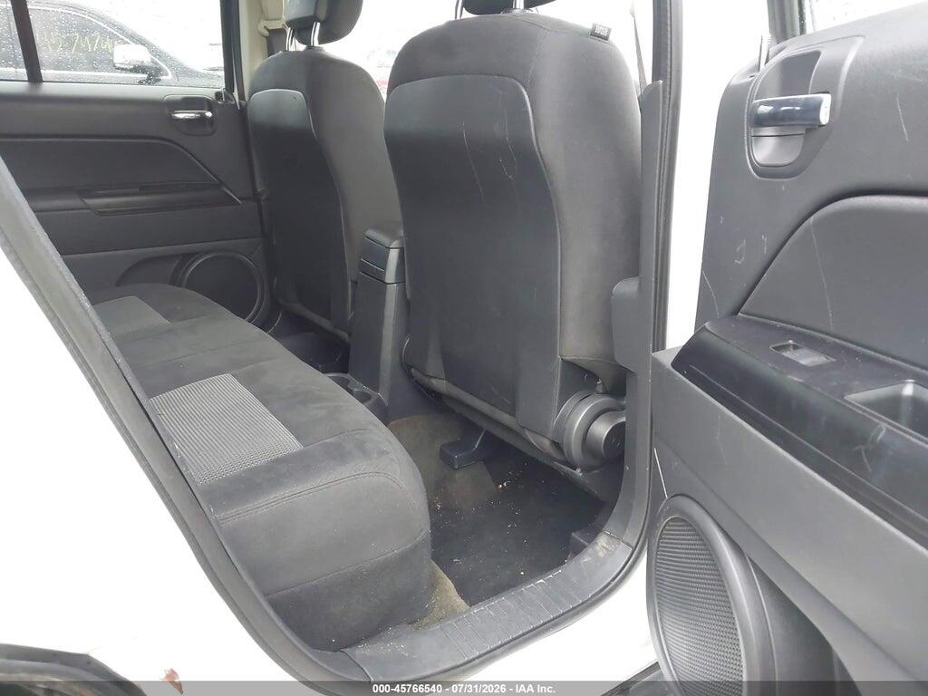 1C4NJPBB6GD761483 2016 JEEP PATRIOT photo no. 8