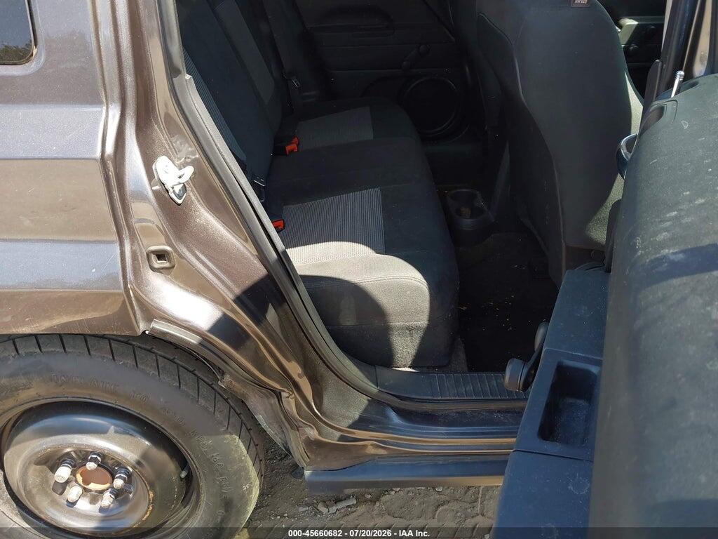 1C4NJPBB5GD659415 2016 JEEP PATRIOT photo no. 8