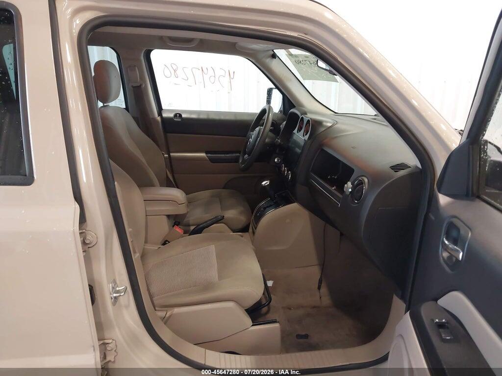 1C4NJPBB9GD760540 2016 JEEP PATRIOT photo no. 5