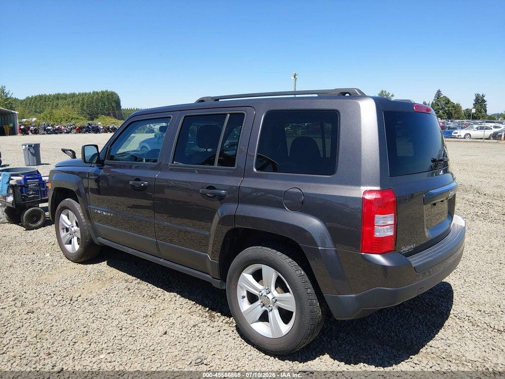 1C4NJPFB8GD700596 2016 JEEP PATRIOT photo no. 3