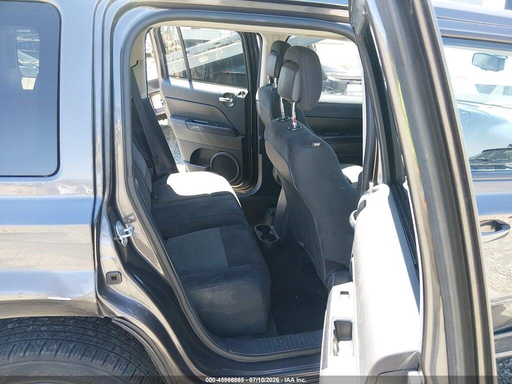 1C4NJPFB8GD700596 2016 JEEP PATRIOT photo no. 8