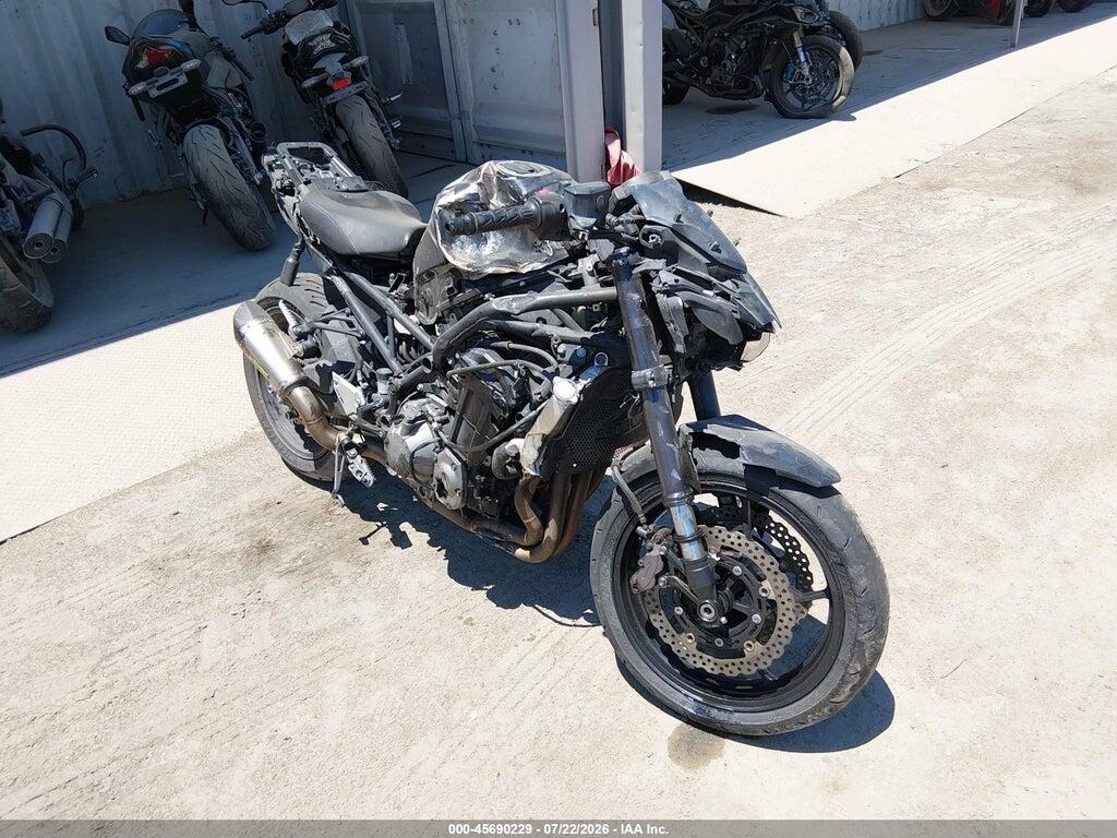 JKAZR2A10HDAT4949 2017 KAWASAKI ZR900 photo no. 1