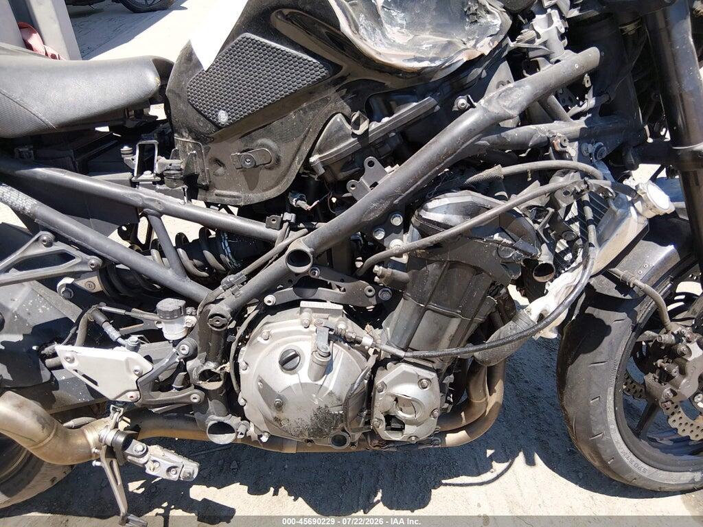 JKAZR2A10HDAT4949 2017 KAWASAKI ZR900 photo no. 8