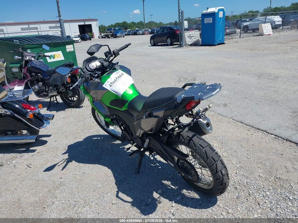 JKALE8C18HDA00735 2017 KAWASAKI KLE300 photo no. 3