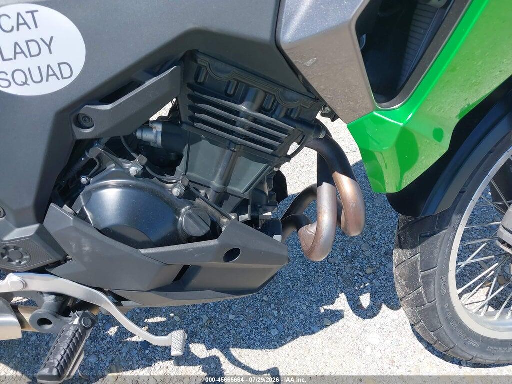 JKALE8C18HDA00735 2017 KAWASAKI KLE300 photo no. 8