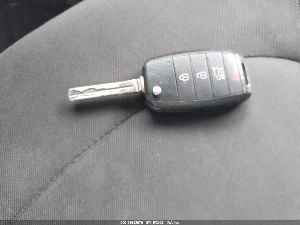 KNDJN2A21E7002680 2014 KIA SOUL photo no. 11