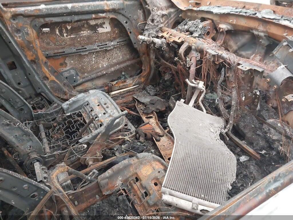 KNDJN2A24E7068107 2014 KIA SOUL photo no. 5
