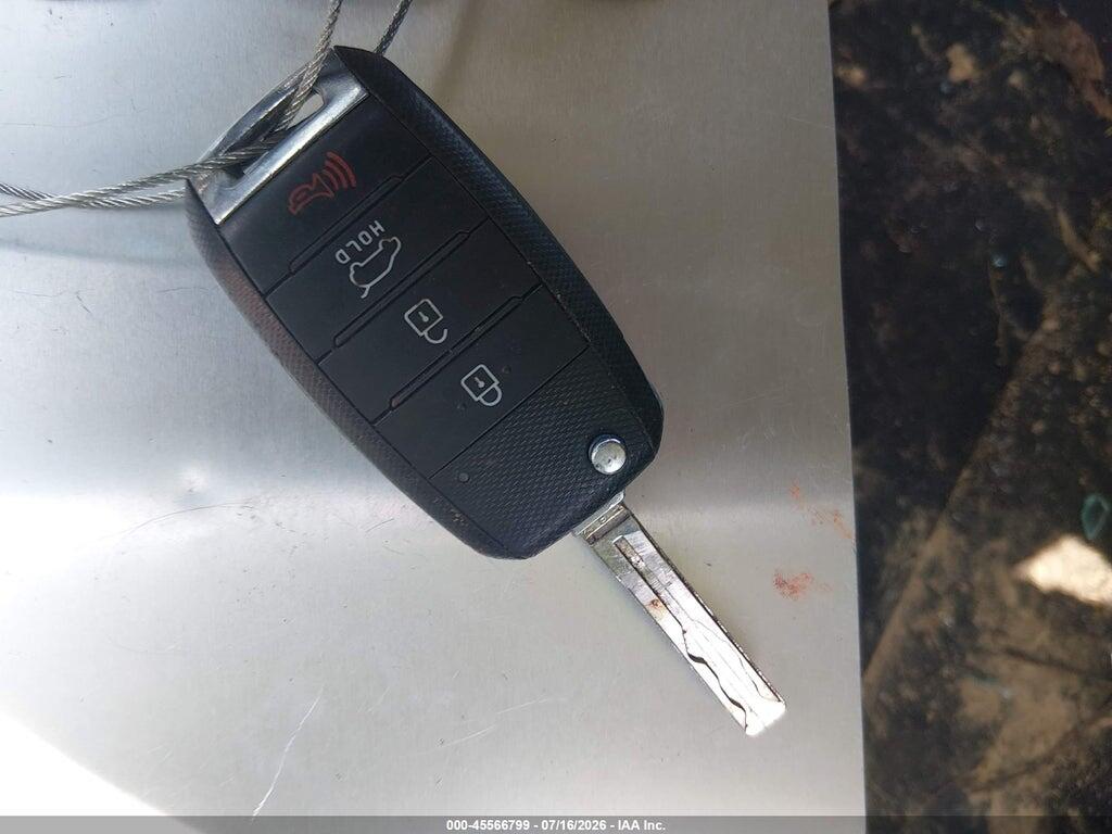 KNDJP3A54E7038695 2014 KIA SOUL photo no. 11