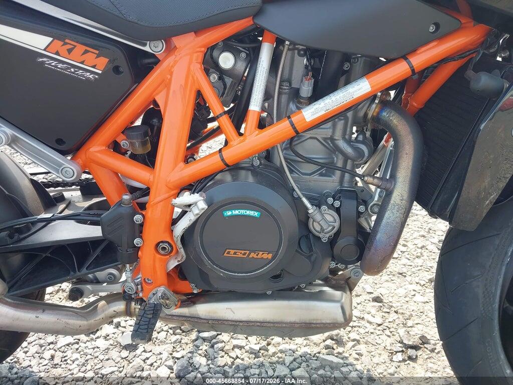 VBKLDT404EM761318 2014 KTM 690 photo no. 8