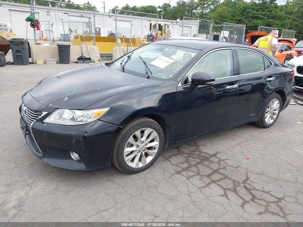 JTHBW1GG5E2052945 2014 LEXUS ES 300H photo no. 2
