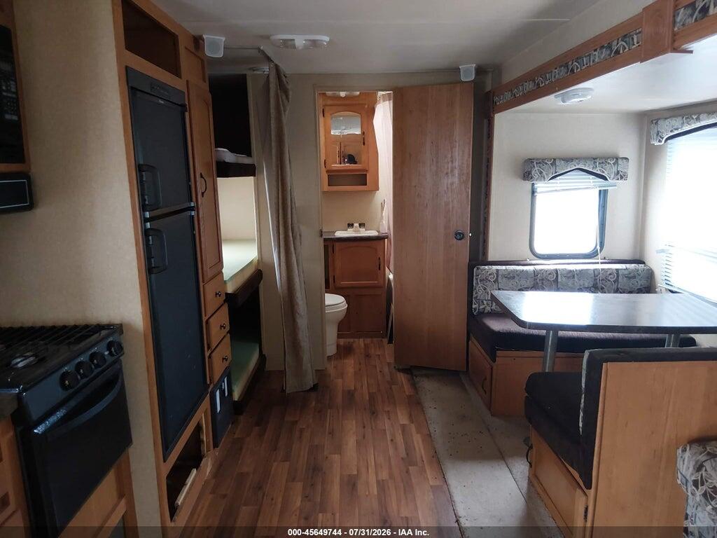 4X4TWDB23BA245285 2011 FOREST RIVER WILDWOOD photo no. 8