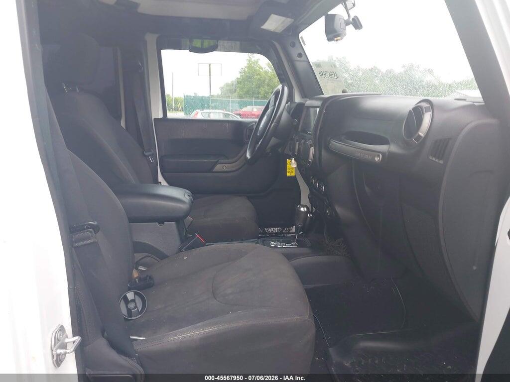 1C4BJWDG3GL242564 2016 JEEP WRANGLER UNLIMITED photo no. 5