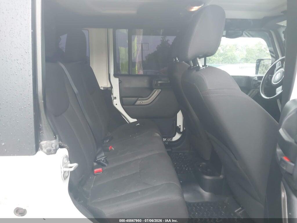 1C4BJWDG3GL242564 2016 JEEP WRANGLER UNLIMITED photo no. 8