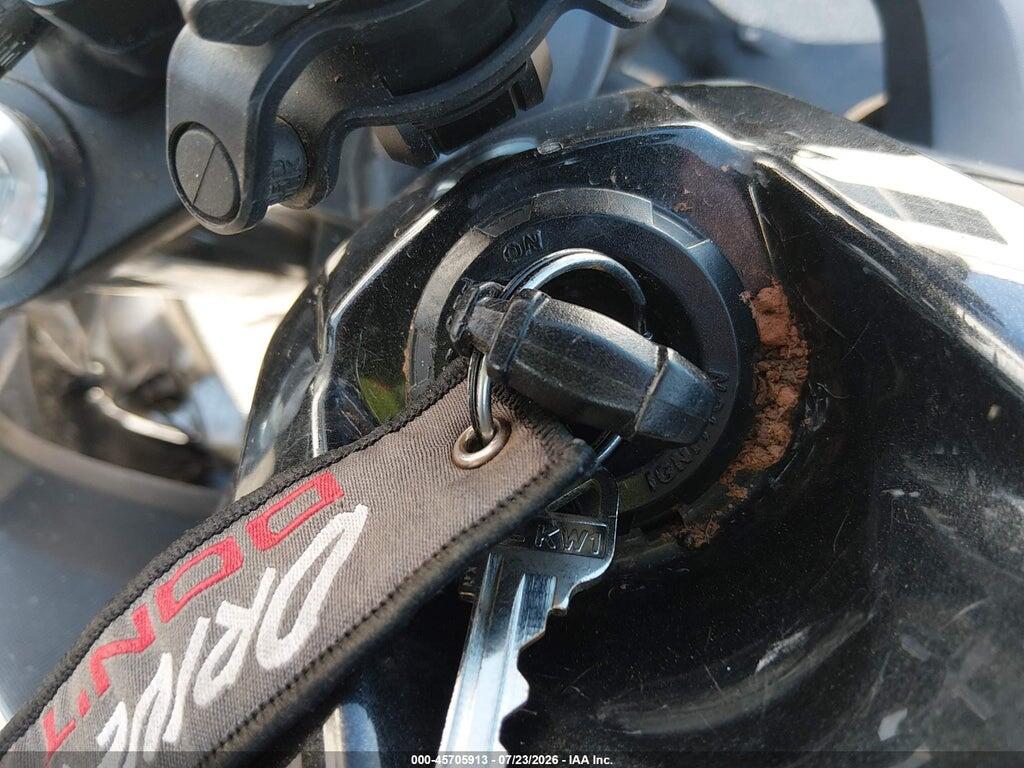 JKAEXEE11GDA22735 2016 KAWASAKI EX650 photo no. 11