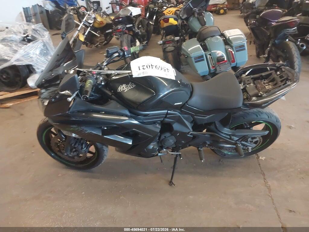 JKAEXEF10GDA25432 2016 KAWASAKI EX650 photo no. 9