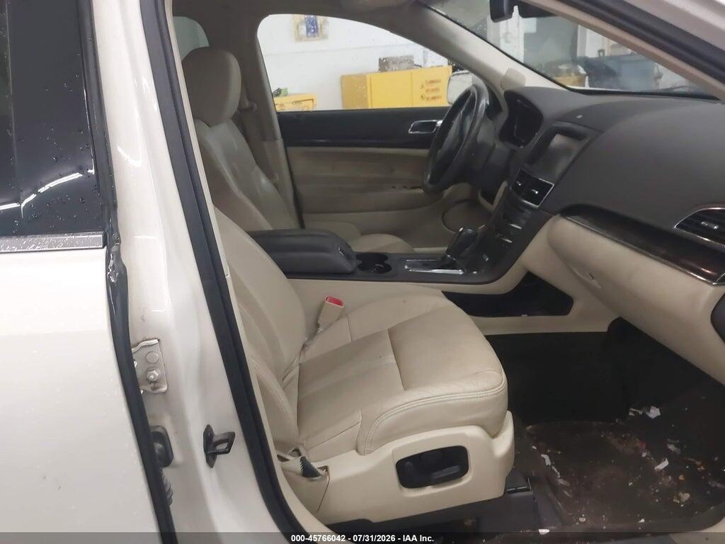 2LMHJ5ATXEBL51462 2014 LINCOLN MKT photo no. 5