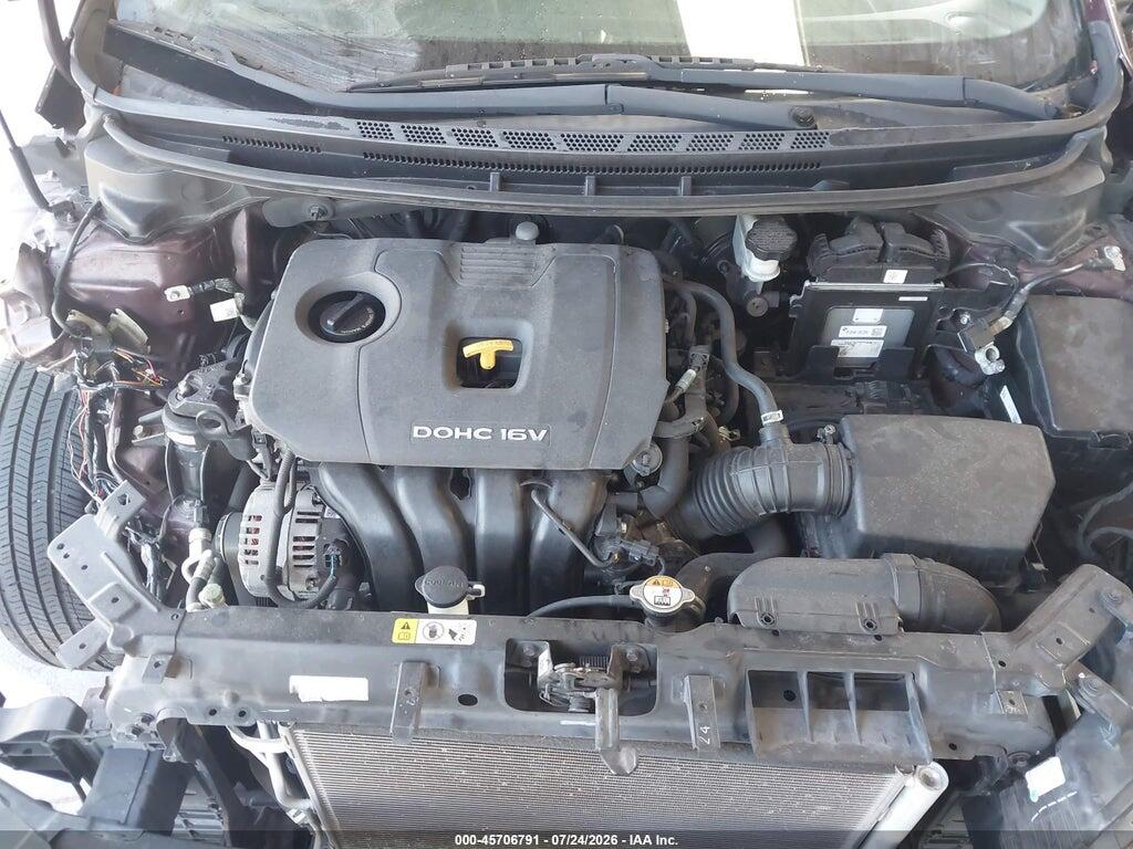 3KPFK4A71HE121128 2017 KIA FORTE photo no. 10