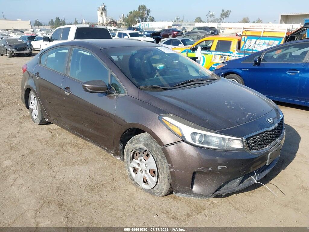 3KPFL4A78HE074550 2017 KIA FORTE photo no. 1
