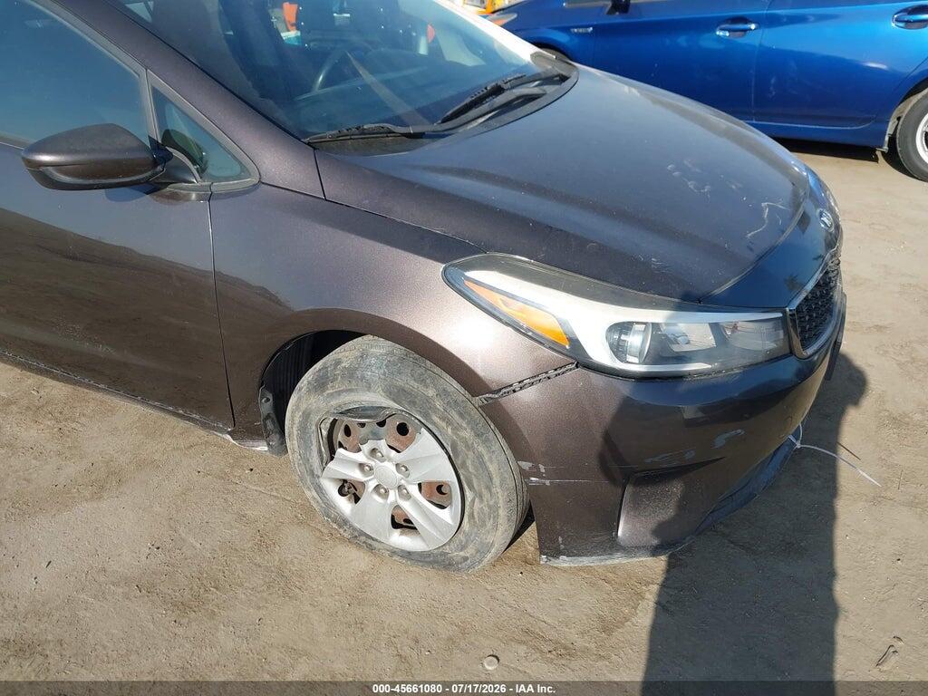 3KPFL4A78HE074550 2017 KIA FORTE photo no. 6
