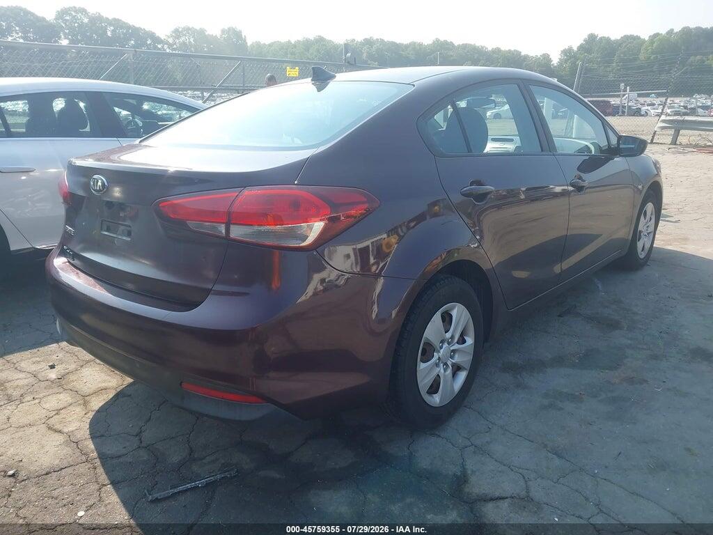 3KPFK4A74HE146993 2017 KIA FORTE photo no. 4