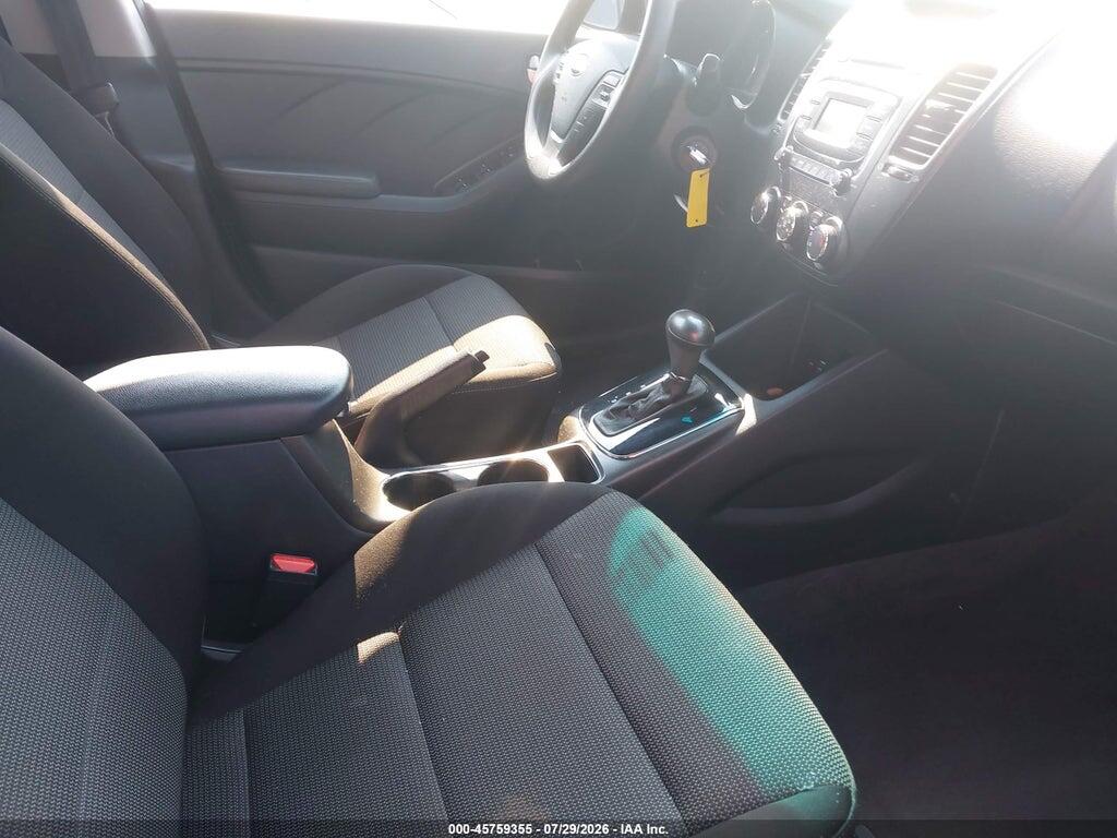 3KPFK4A74HE146993 2017 KIA FORTE photo no. 5