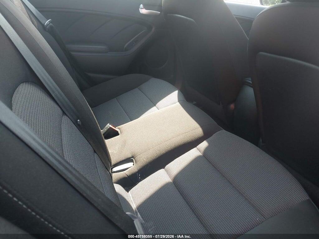 3KPFK4A74HE146993 2017 KIA FORTE photo no. 8