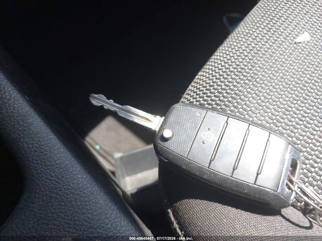 3KPFK4A72HE089287 2017 KIA FORTE photo no. 11