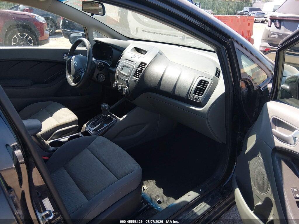 3KPFK4A79HE059218 2017 KIA FORTE photo no. 5