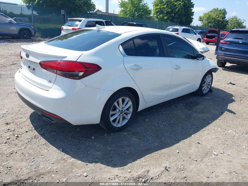 3KPFL4A76HE102765 2017 KIA FORTE photo no. 4