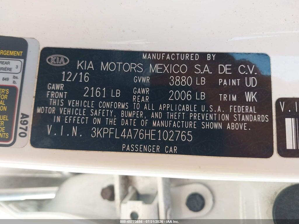 3KPFL4A76HE102765 2017 KIA FORTE photo no. 9