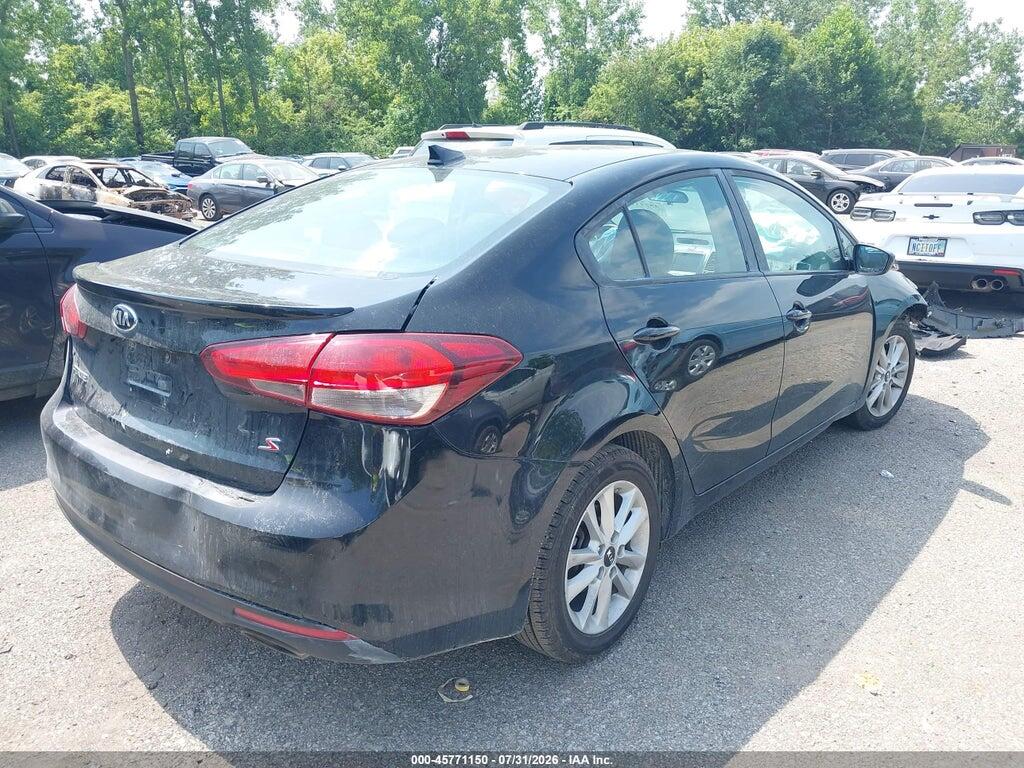 3KPFL4A75HE144909 2017 KIA FORTE photo no. 4