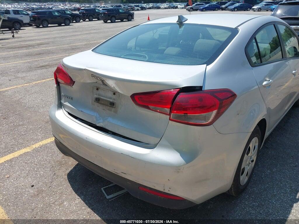 3KPFK4A70HE123680 2017 KIA FORTE photo no. 6