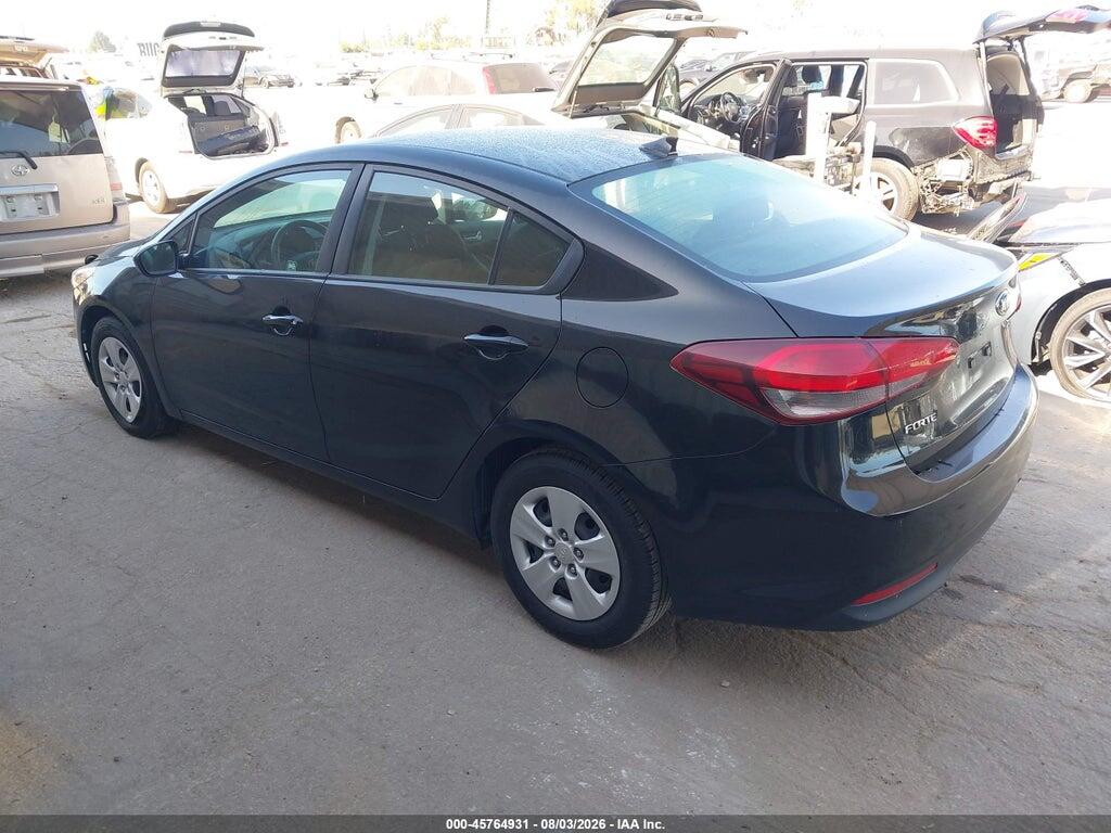 3KPFK4A74HE048966 2017 KIA FORTE photo no. 3