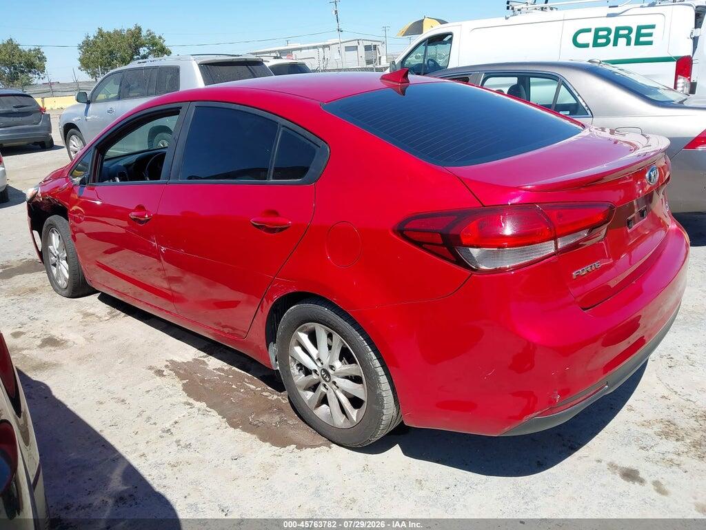 3KPFL4A73HE134282 2017 KIA FORTE photo no. 3
