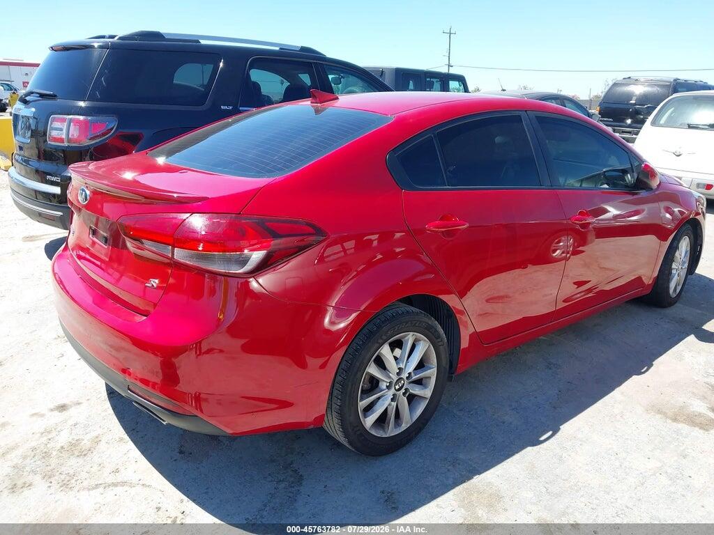 3KPFL4A73HE134282 2017 KIA FORTE photo no. 4