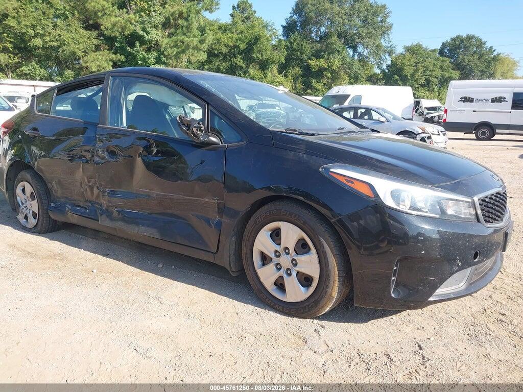 3KPFK4A77HE143487 2017 KIA FORTE photo no. 1