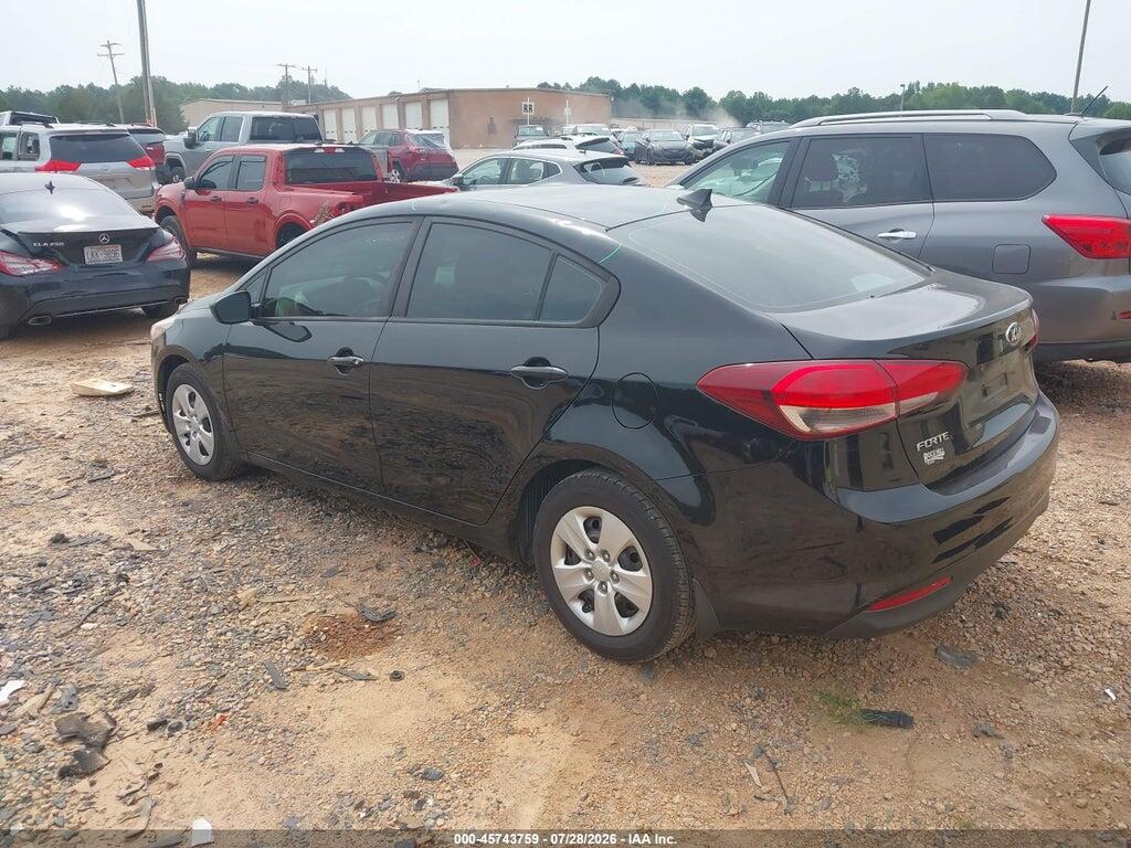 3KPFK4A75HE052458 2017 KIA FORTE photo no. 3