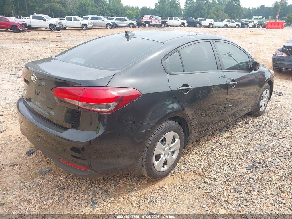 3KPFK4A75HE052458 2017 KIA FORTE photo no. 4