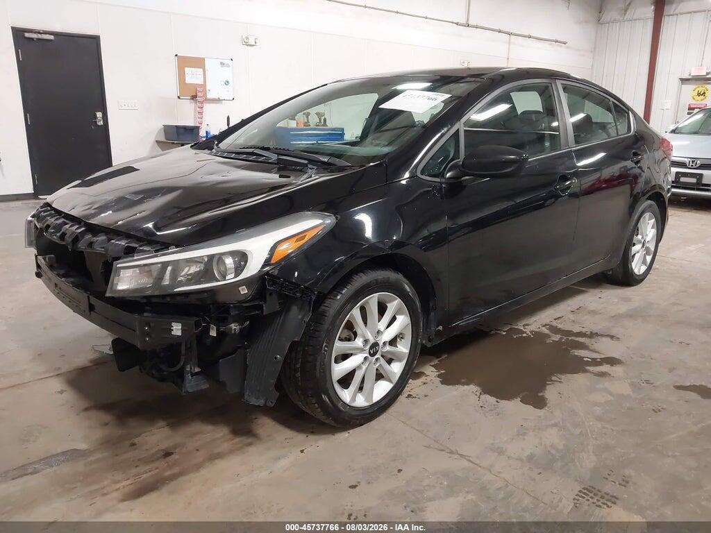 3KPFL4A72HE130353 2017 KIA FORTE photo no. 2