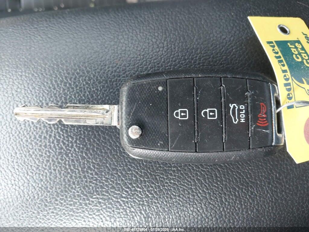 3KPFL4A74HE012949 2017 KIA FORTE photo no. 10