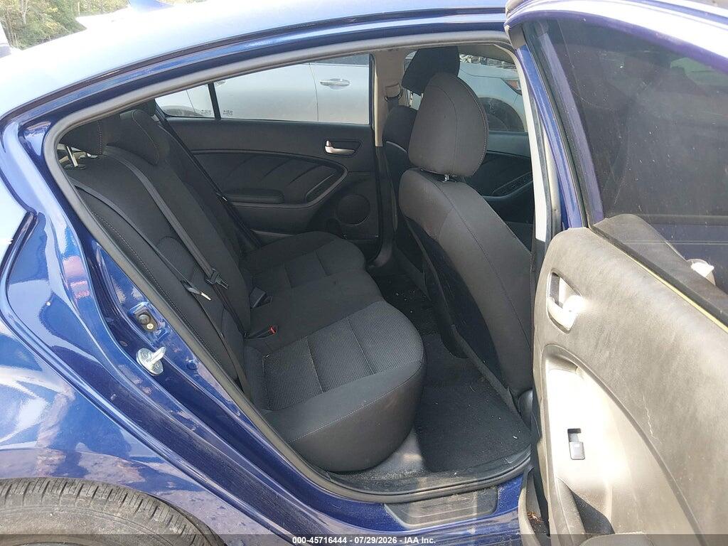 3KPFK4A77HE087759 2017 KIA FORTE photo no. 8
