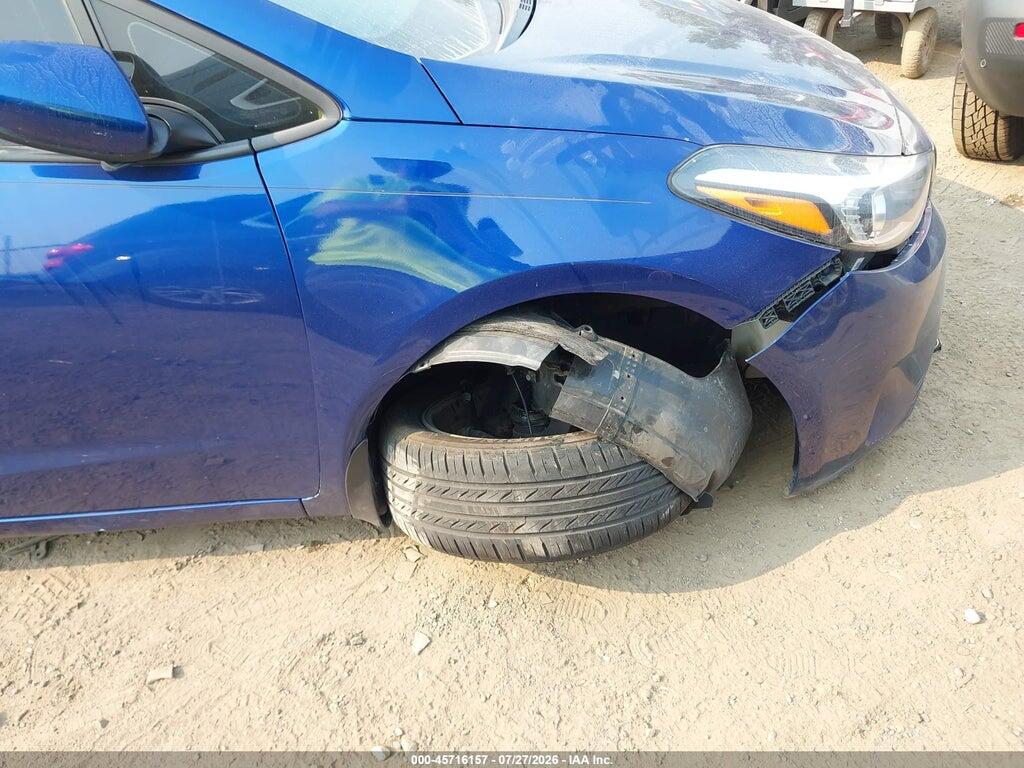 3KPFL4A72HE112032 2017 KIA FORTE photo no. 11