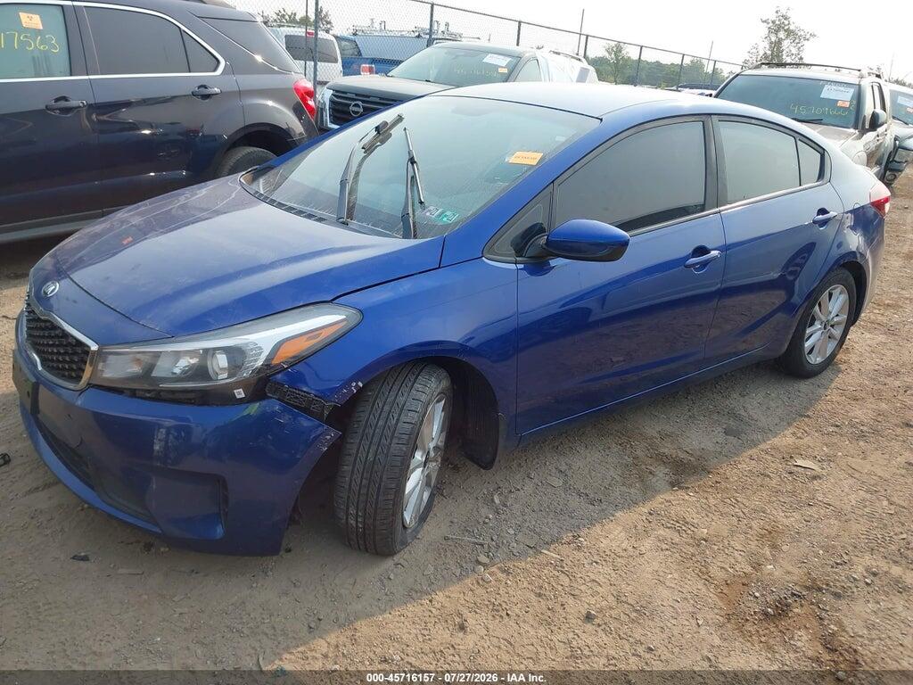 3KPFL4A72HE112032 2017 KIA FORTE photo no. 2