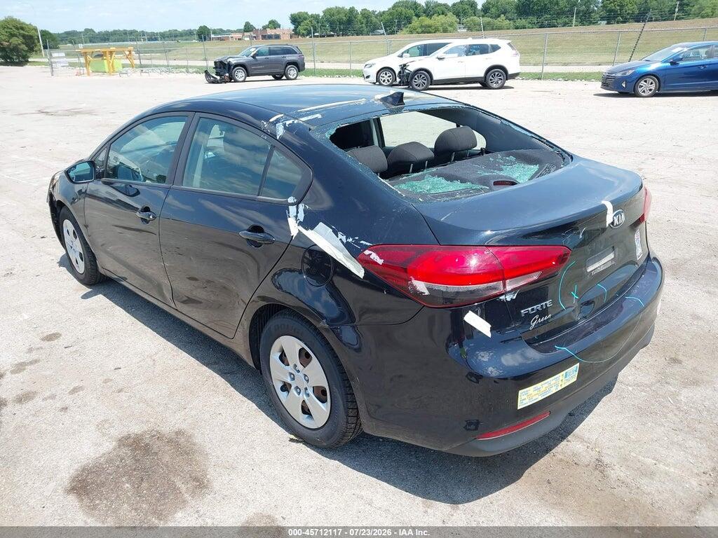 3KPFK4A70HE080572 2017 KIA FORTE photo no. 3