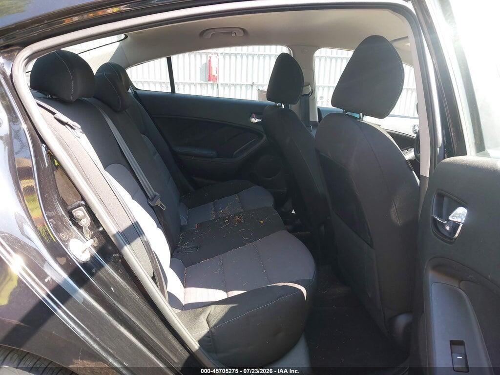 3KPFL4A73HE101296 2017 KIA FORTE photo no. 8