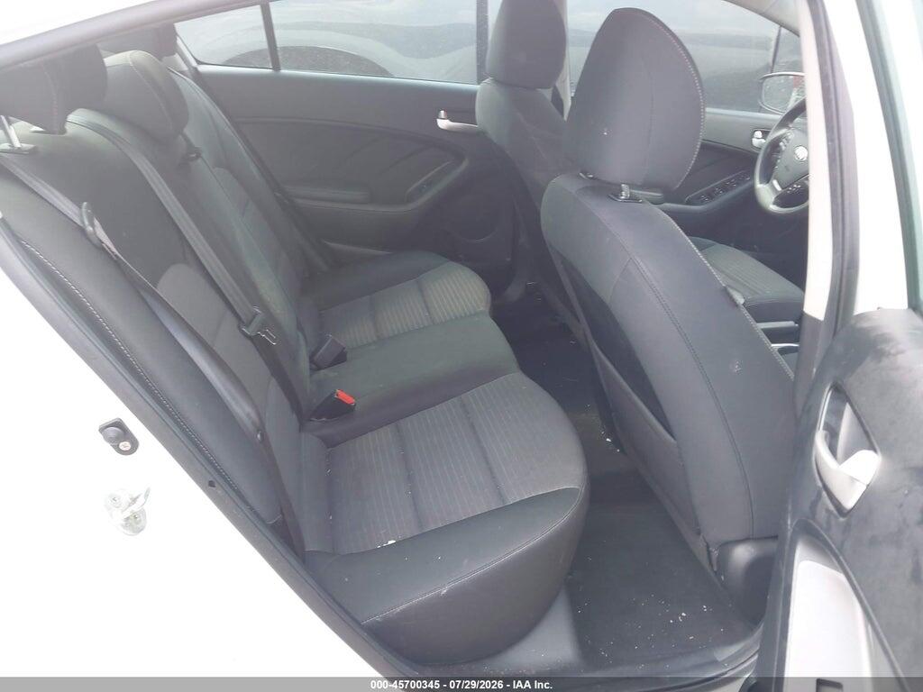 3KPFL4A71HE149105 2017 KIA FORTE photo no. 8