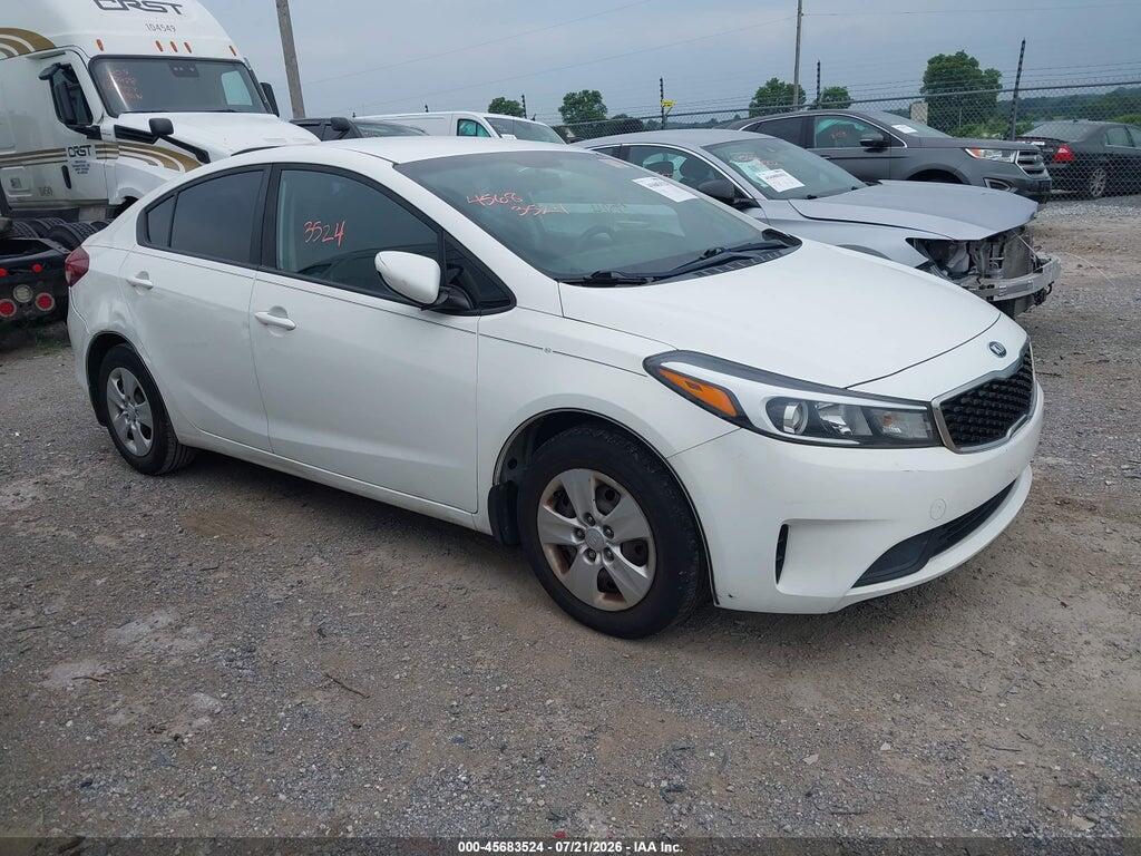 3KPFK4A74HE133337 2017 KIA FORTE photo no. 1