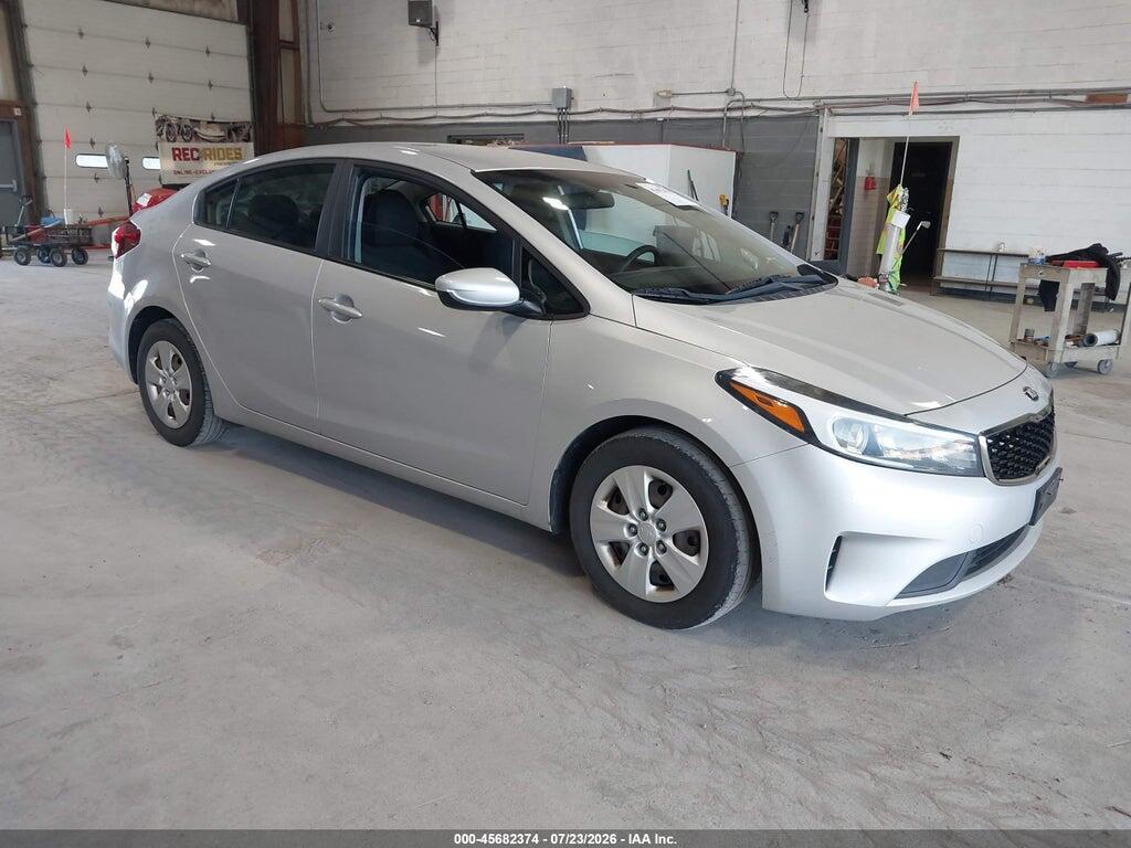 3KPFK4A79HE049983 2017 KIA FORTE photo no. 1
